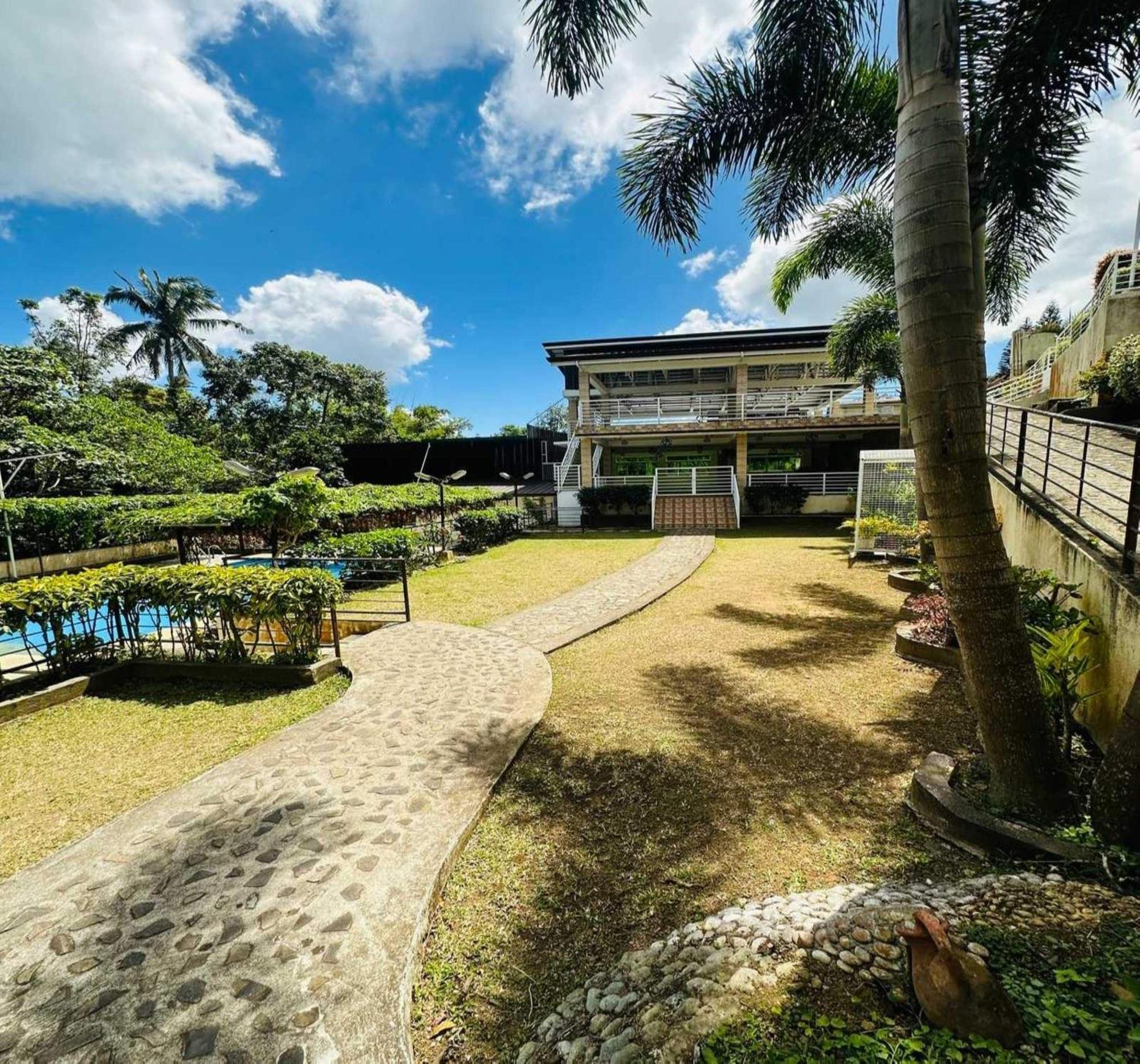 Oyo 1067 Villa Sofia At Silang Tagaytay City Exteriör bild
