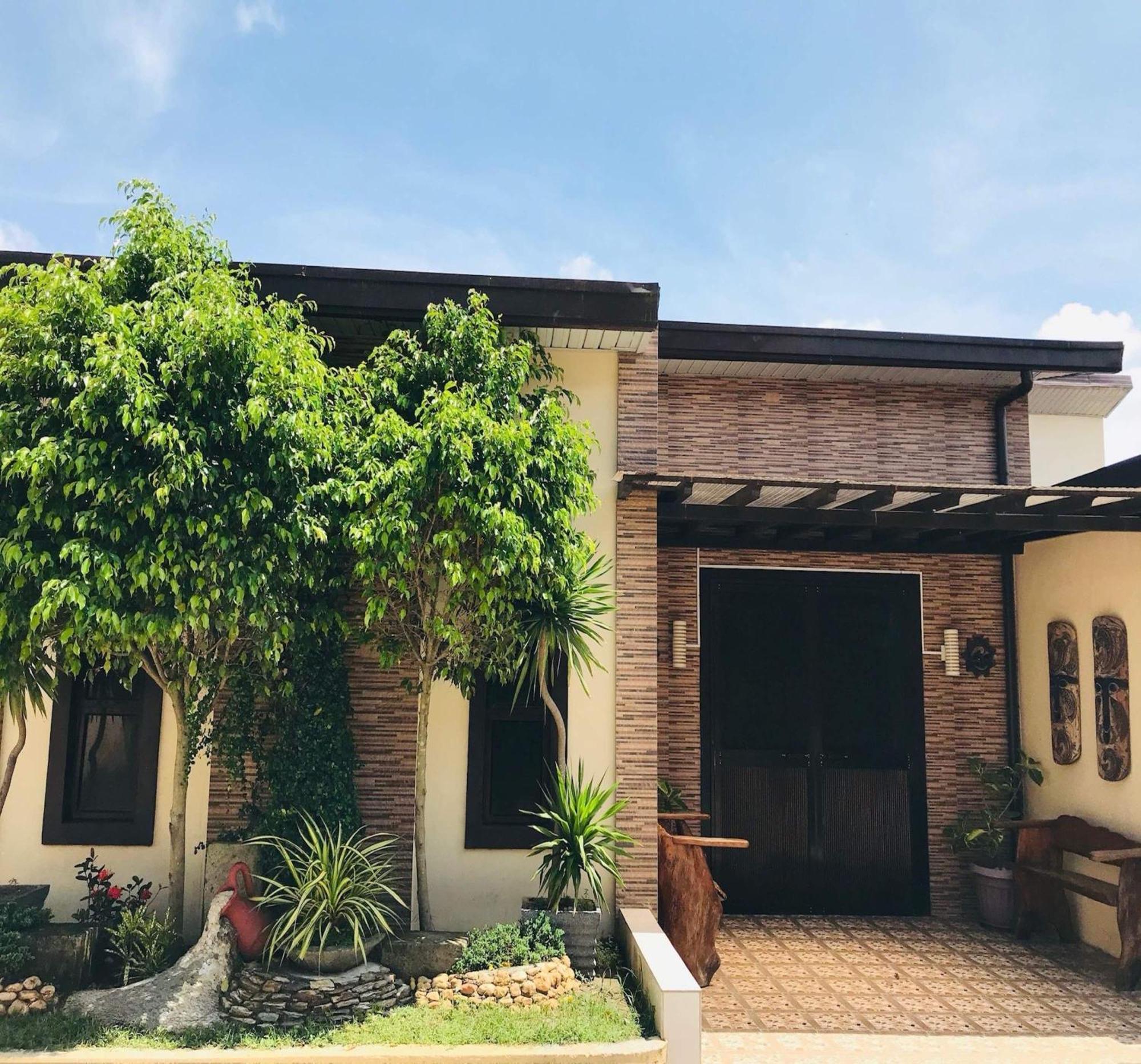 Oyo 1067 Villa Sofia At Silang Tagaytay City Exteriör bild
